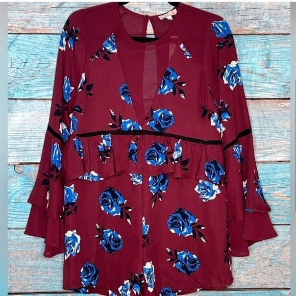 NWT Gianni Bini Boho Romper Size S Burgundy Blue Sheer Romantic Bell Sleeves - Picture 9 of 13